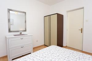 Apartments with parking space Orebic, Peljesac - 4513