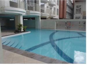 2BR Condo in Tagaytay I Lake View I Fast Wifi I Free Parking