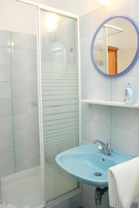 Family friendly seaside apartments Orebic, Peljesac - 4537