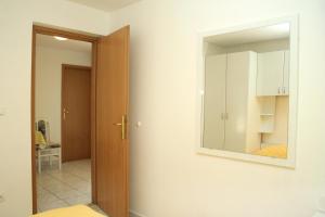 Apartments by the sea Kuciste - Perna, Peljesac - 4542