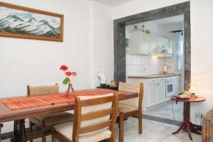 Apartments by the sea Orebic, Peljesac - 4562