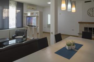 Apartments with parking space Zuljana, Peljesac - 4573