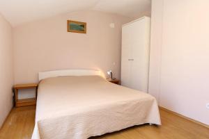 Apartments and rooms by the sea Zuljana, Peljesac - 4576