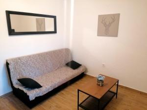 Apartments by the sea Cove Zarace - Gdinj, Hvar - 4596