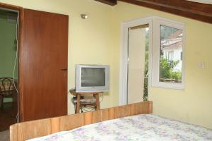 Apartments and rooms by the sea Jelsa, Hvar - 4602