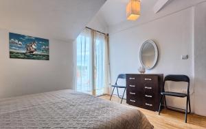 Apartments by the sea Basina, Hvar - 5699