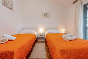 Family friendly seaside apartments Kozino, Zadar - 5749
