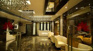 Hotel The Prime Balaji Deluxe, City Centre, With Free Airport Pickup