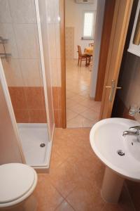 Apartments by the sea Vrsi - Mulo, Zadar - 5860