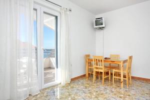 Apartments by the sea Bibinje, Zadar - 5916