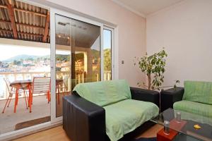 Apartments by the sea Brna, Korcula - 4425