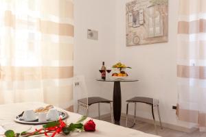Double or Twin Room with Private Bathroom room in Relais 155 Guest House