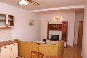Apartments and rooms by the sea Lumbarda, Korcula - 4345