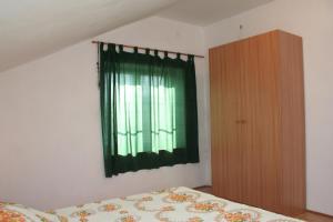 Apartments by the sea Lumbarda, Korcula - 4445