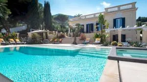 VILLA CALLARI 6&2, Emma Villas - SantʼAlfonso