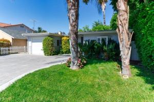 Woodland Hills Charmer