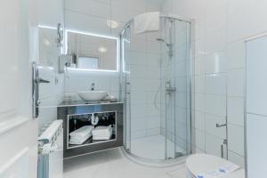 Hotel Riva Kaštela with swimming pool