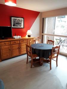 Appartements GRAND Appart 46m² en ville a 10 mn de la plage : photos des chambres