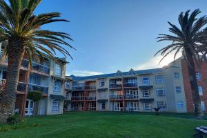 First Group Brookes Hill Suites