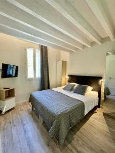 Hotels Hotel Estelou : Appartement 2 Chambres