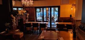 The Waterside Bar, Rooms & Restaurant
