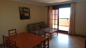 APARTAMENTO CON VISTAS AL MAR. 2 DORMITORIOS.