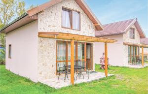 Awesome home in Swinoujscie with 2 Bedrooms WiFi and Outdoor swimming pool
