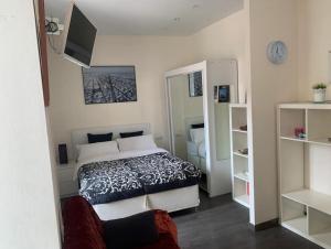 Nice apartment close to park Guell1