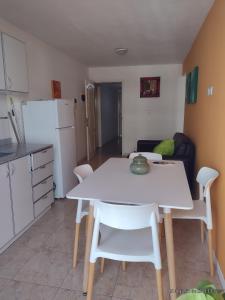 Departamento con Balcon al Mar