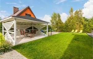 Beautiful home in Nowecin with 2 Bedrooms and Internet