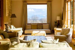 Villas Chateau d'Echenevex - Luxury Escape near Geneva : photos des chambres