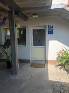 Studio Apartment Dunja - Trošmarija