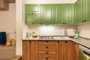 Veli group Apartment near White Bridge °