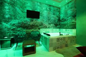 Suite with Spa Bath