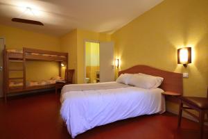 Hotels Maison VERNET - Hotel Beausejour : photos des chambres