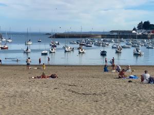 Saint-Quay Etables-sur-Mer grande Maison à 40m de la plage du Portrieux