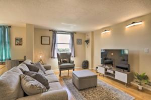 Convenient Clearwater Condo Less Than 4 Mi to Beach! - 4hvězdičkové hotely ve městě Clearwater