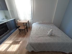 Appartements Studio cosy - Hypercentre - 20 min to Paris : photos des chambres