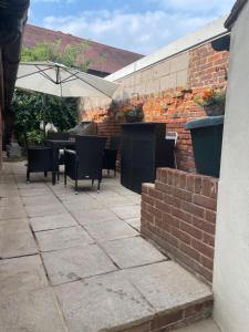 The old coach house 8 North lane