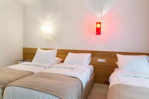 Marnix360apartments The Mansion Suites