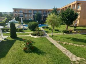 Sozopoli Hills, app B7