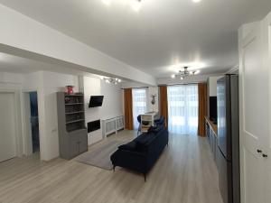 Apartament rafinat cu grădină privată