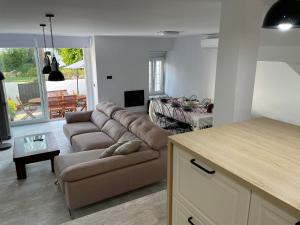 Casa Adosada Familiar