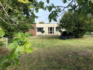 Soulac, Quiet With Everything Good Around