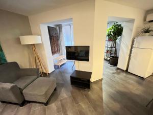 GORGEOUS APARTMENT IN DOWNTOWN