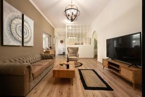 Angel luxury villa