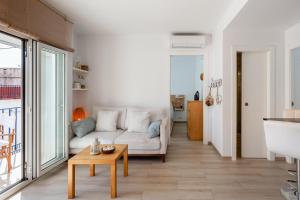 LLAFRANC 100 - calle Coral-