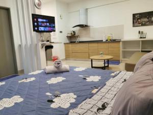The Clover Studio Evo SOHO Bangi with WIFI+NETFLIX