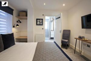 Blackbird Accommodation and Luxury Apartments room 12