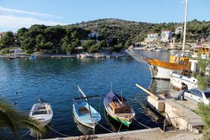 Apartments by the sea Razanj, Rogoznica - 5945